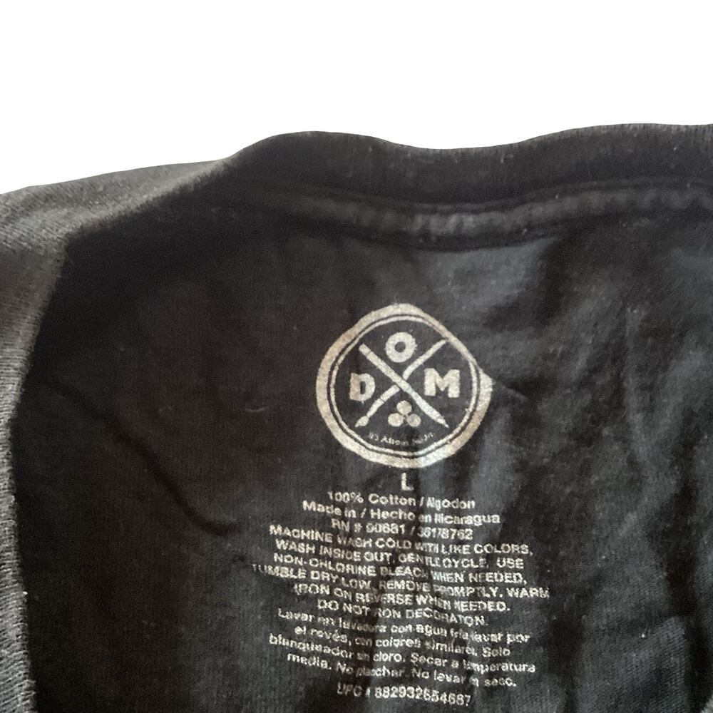 Smile Now Cry Later Masks Graphic Tee - Picture 3 of 4